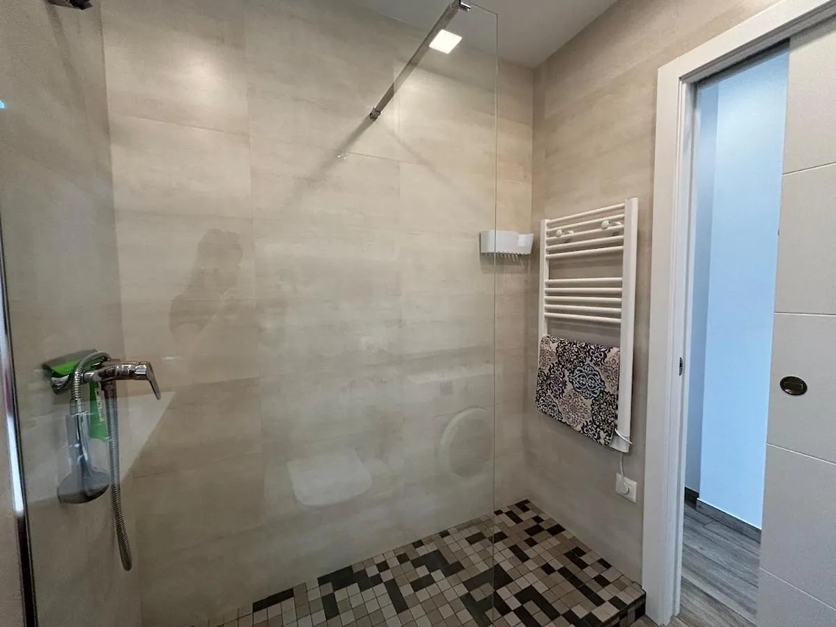 Apartment For Two In The Heart Of Nerja Spain