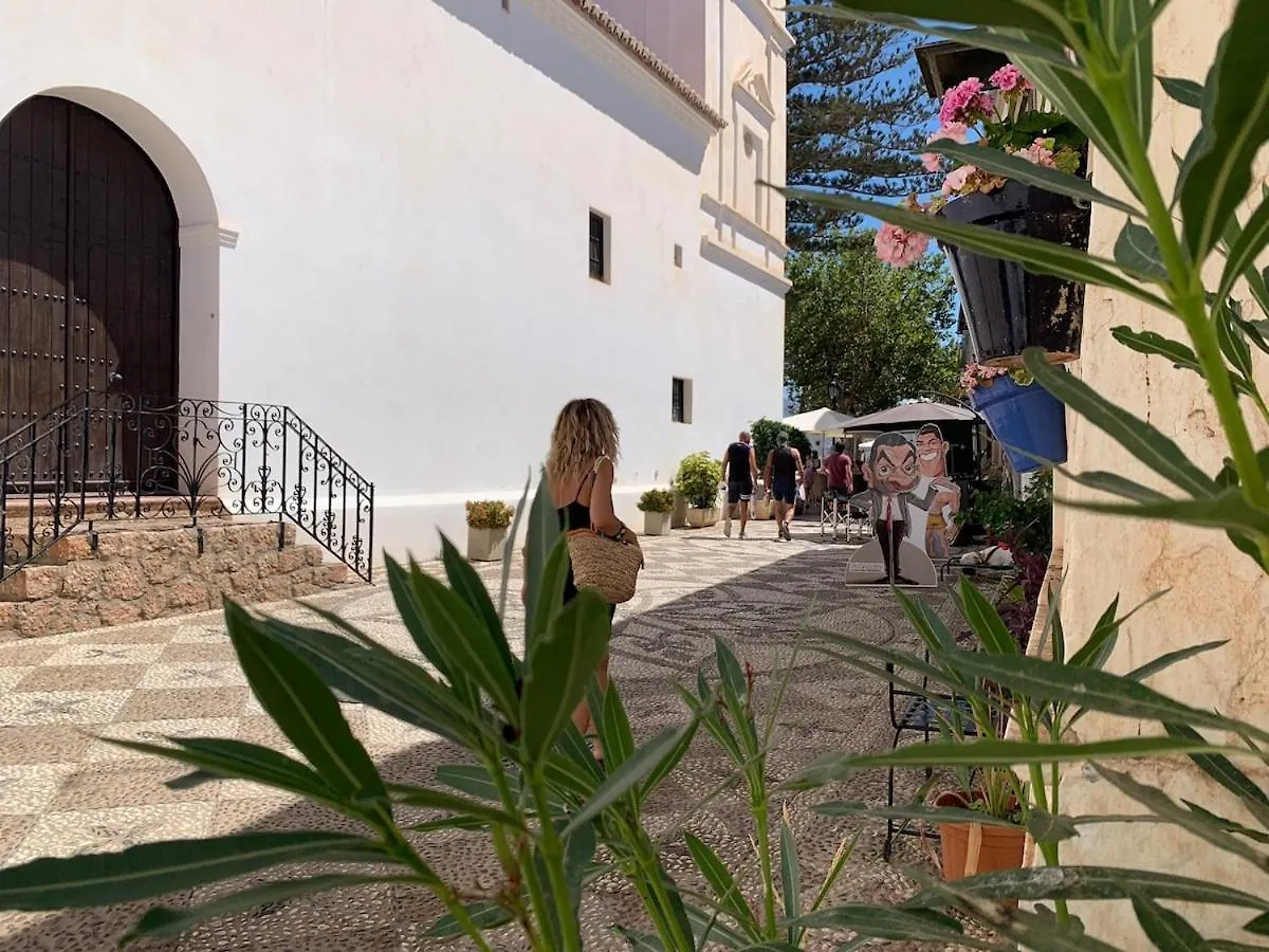 Apartment For Two In The Heart Of Nerja