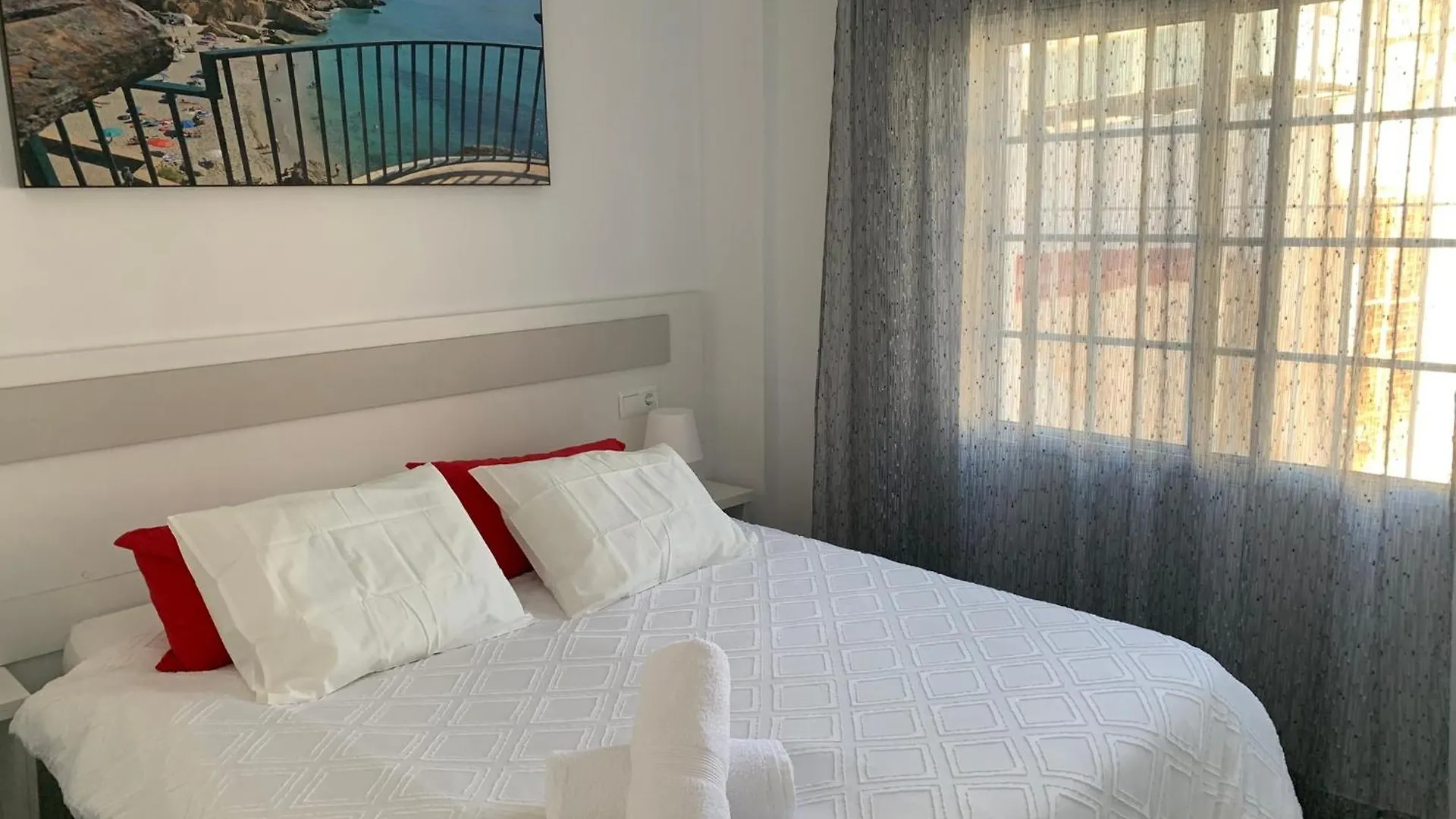 Apartment For Two In The Heart Of Nerja